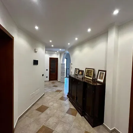 Edi 3 * Golem (Tirana)